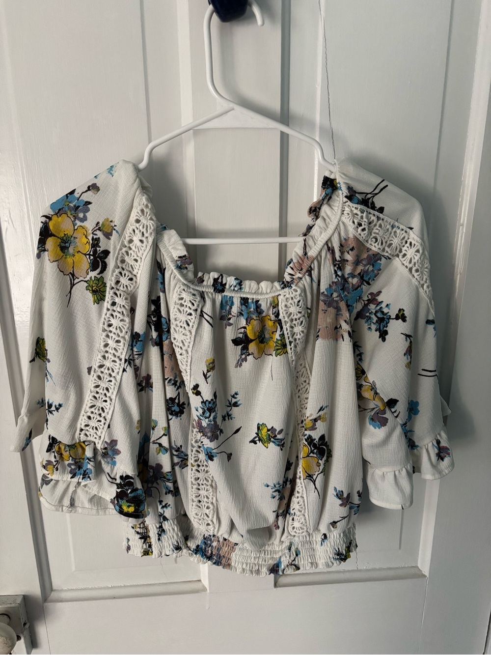 White Floral Crochet-Trim Peasant Blouse